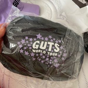 Olivia Rodrigo guts tour Fanny pack